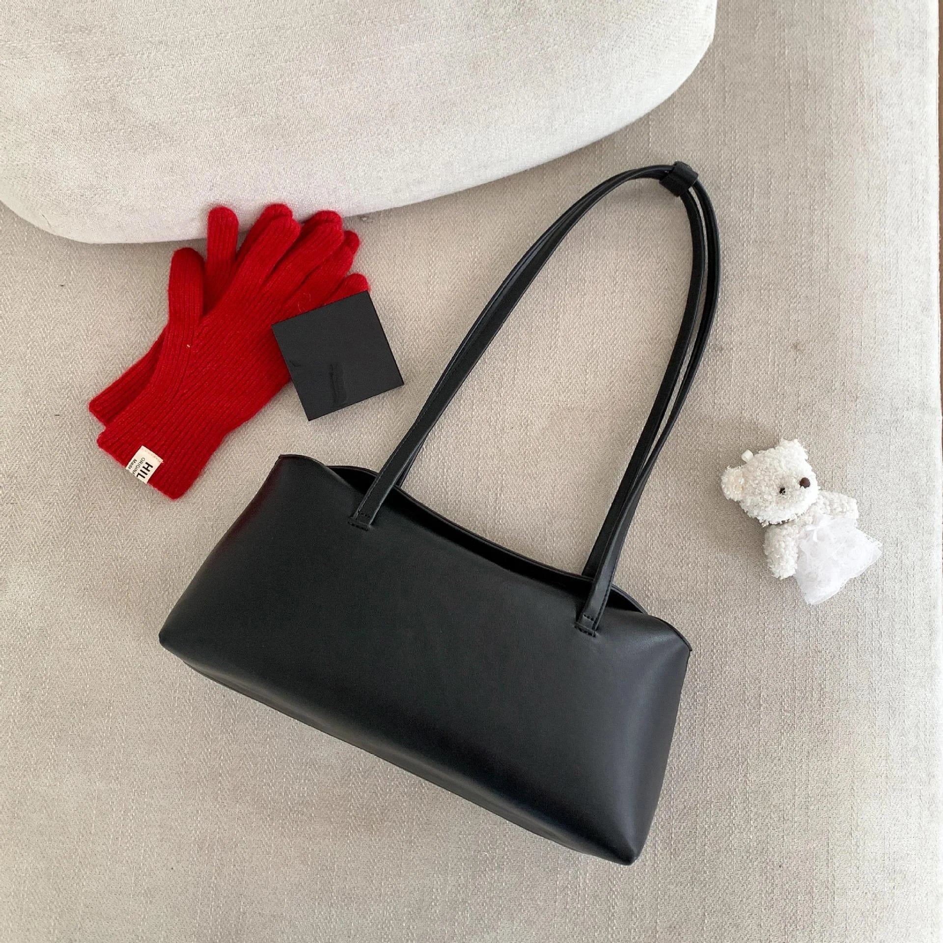 Everyday Urban Leather Shoulder Bag