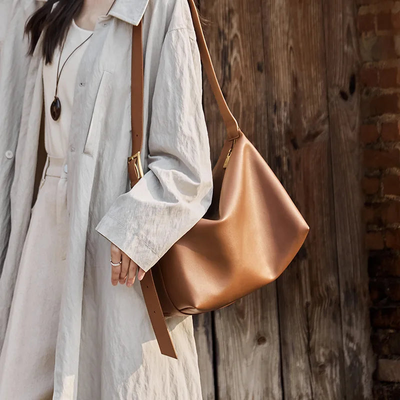 Everyday Urban Leather Carry Bag