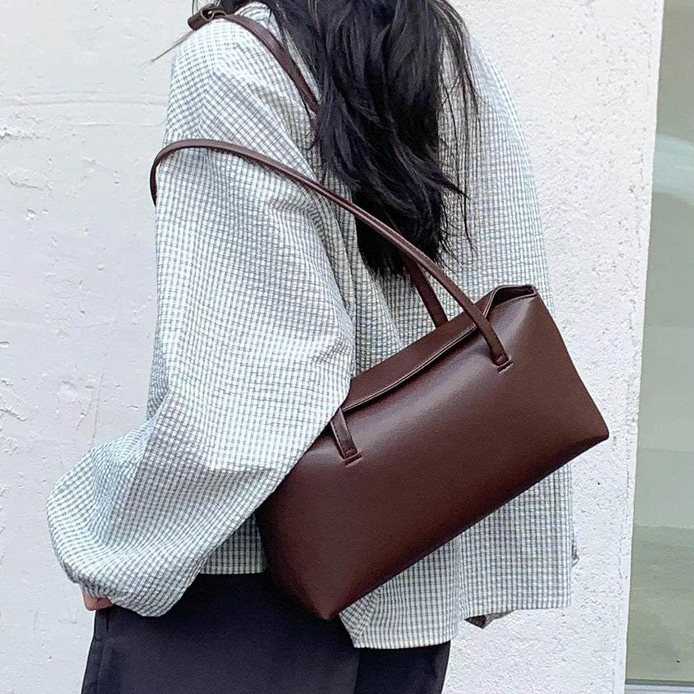 Everyday Urban Leather Shoulder Bag